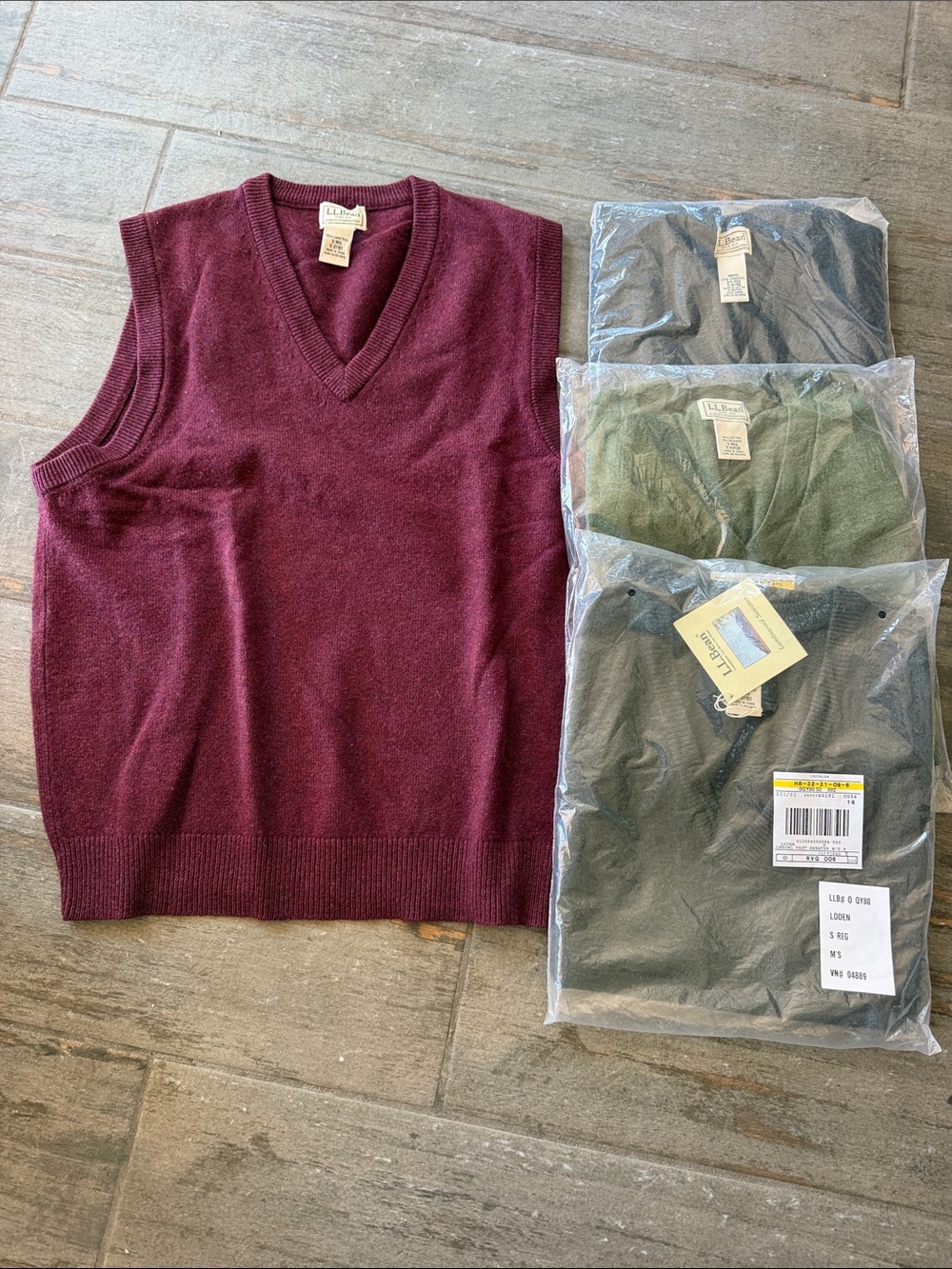 Lot of 4 L.L. Bean Men's V-Neck Sweater Vest lambswool.